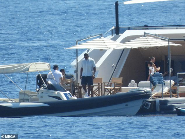 Rodriguez and his family commuting from yacht to lunch
