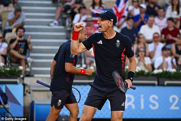 Murray and Evans were ruthless in the first-set which they won 6-3 against their opponents
