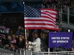 LeBron James compared to George Washington while carrying American flag at 2024 Olympics opening ceremony