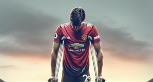 Leny Yoro: Manchester United defender on crutches with left foot injury