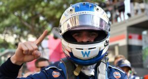 O’Sullivan wins delayed and red-flagged sprint race