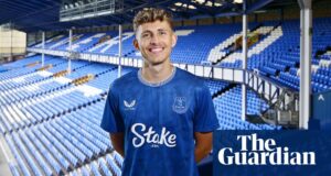 Transfer latest: Everton take Lindstrøm on loan, Palace poised to sign Sarr | Transfer window