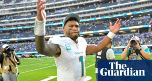 Tua Tagovailoa agrees to team record $212m contract extension with Dolphins | Miami Dolphins