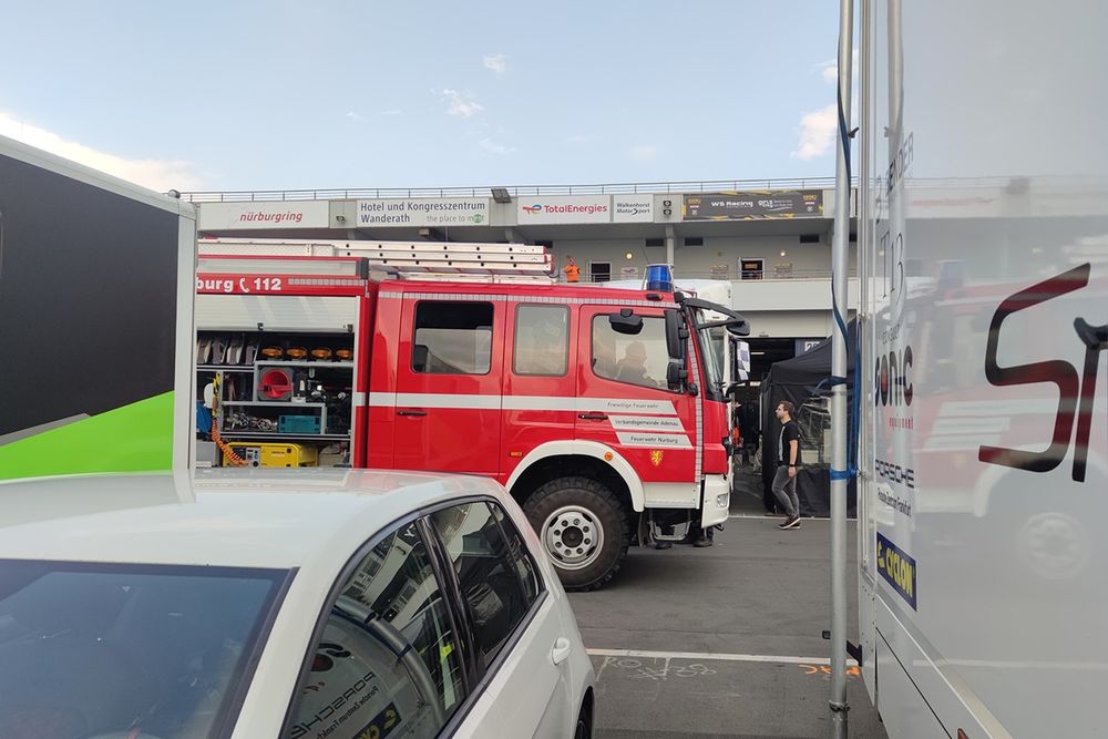 Nürburgring Langstrecken-Serie paddock after the explosion