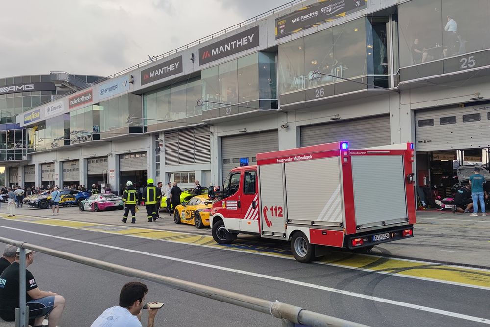 Nürburgring Langstrecken-Serie paddock after the explosion