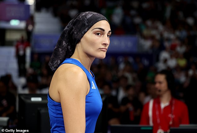 A lip-reader has now revealed what Carini told her corner after the fight was abandoned