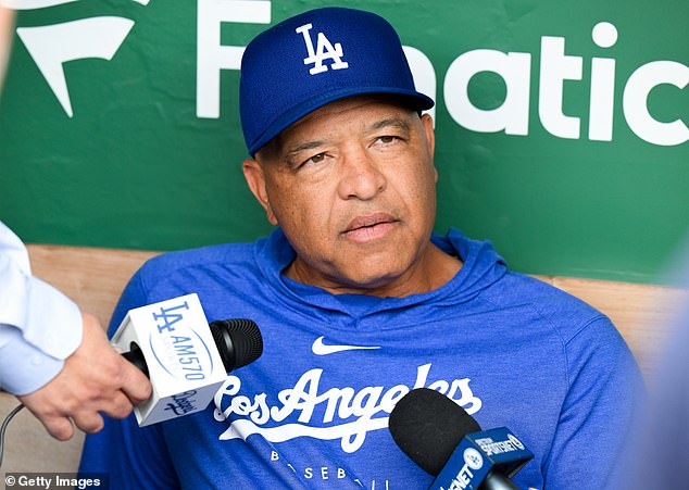 Dodgers manager Dave Roberts provided an update on Freddie Freeman amid his son's condition