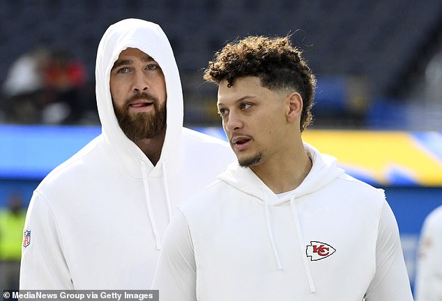 Travis Kelce and Patrick Mahomes served as Morgan Wallen's entourage at Arrowhead