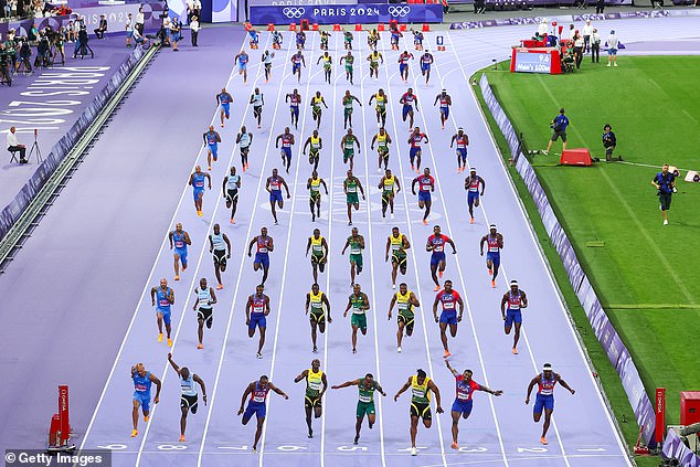 A stunning new photo has revealed exactly how the Olympic men's 100m final played out
