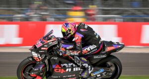 Aprilia’s Espargaro stuns Ducatis to take pole