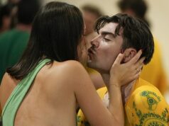 Aussie cycling hero locks lips with glamorous girlfriend after winning Olympic Games gold in the men’s team pursuit in Paris