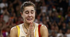 Heartbreaking moment Carolina Marin breaks down in tears and is consoled by coach after her Olympic dreams come crashing down as she gets injured in the women’s badminton semi final