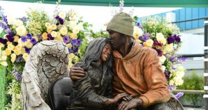 Lakers unveil ‘girl dad’ statue of Kobe Bryant and his daughter Gigi outside Crypto.com Arena with a sweet nod to the WNBA
