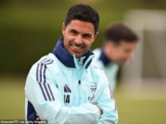 Mikel Arteta is MOCKED by fans after he ‘hired pickpockets to steal valuables from Arsenal players at a team dinner’