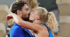Olympic mixed doubles champions who broke up as a real-life couple just weeks ago share a kiss after clinching gold – as fans go wild with speculation that they may be getting back together
