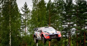 Tanak ruled out of remaining Rally Finland WRC stages after crash