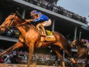 Last two Kentucky Derby winners scratched from Breeders Cup